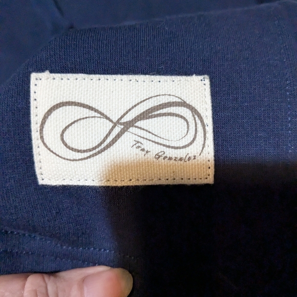 Seattle SEAHAWKS Rhinestone Fleece Poncho Size XL Plus by Tony Gonzalez Navy EUC - Picture 4 of 6